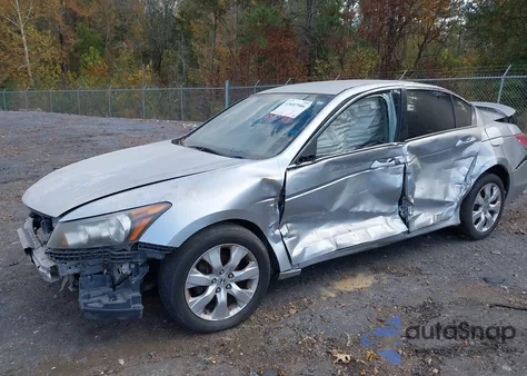 2010 Honda Accord 2.4 Lx z USA, uszkodzony, nr VIN 1HGCP2F37AA100180